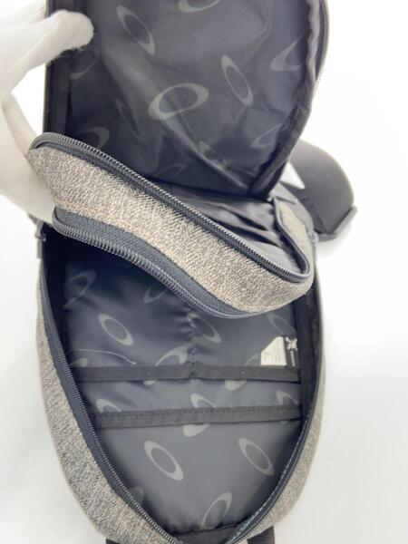 OAKLEY(オークリー) / ショルダーバッグ/グレー | 中古品の販売・通販 
