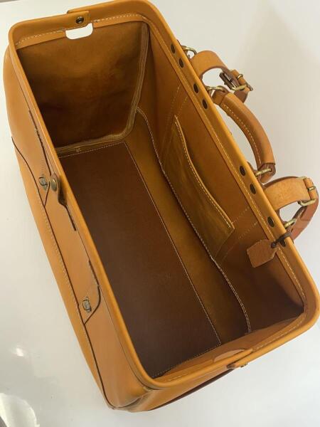 HERZ ファスナーボストン HERZ(ヘルツ) / ボストンバッグ/レザー/CML