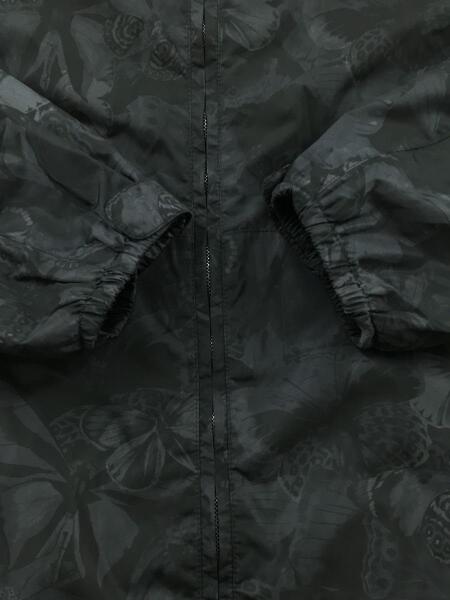 VALENTINO 花柄プリント ナイロンジャケット VALENTINO 花柄プリント ナイロンジャケット