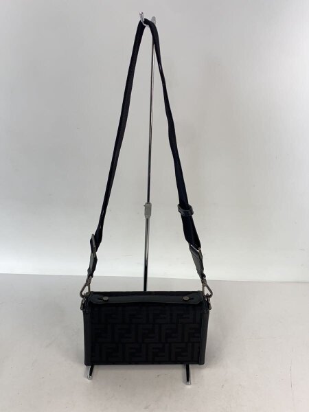 FENDI(フェンディ) / ショルダーバッグ/--/BLK/総柄/7VA565/ソフト