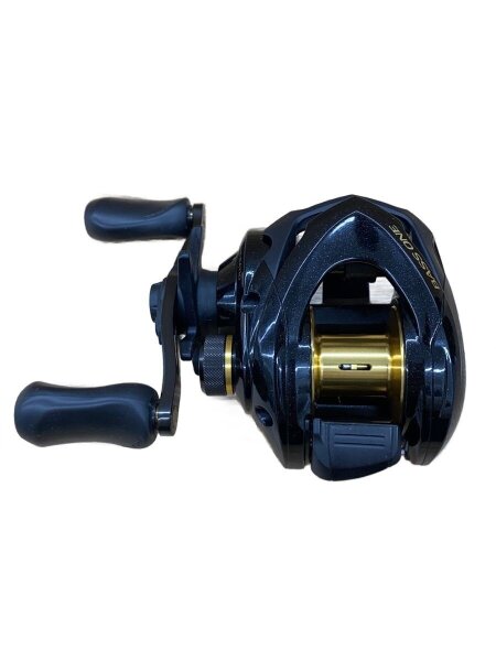 フィッシング ☆最終お値段☆SHIMANO XT 151 ベイトリール 7.2:1