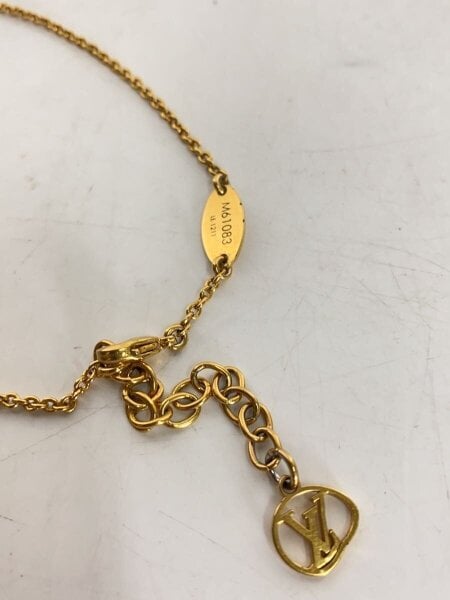 LOUIS VUITTON(ルイヴィトン) / ネックレス・エセンシャルV/--/GLD
