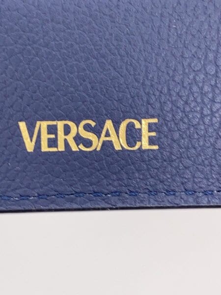 ヴェルサーチェ メデューサ カードケース ブルー レザー レディース VERSACE 【中古】 VERSACE(ヴェルサーチェ) / メデューサ/カードケース/レザー/ネイビー