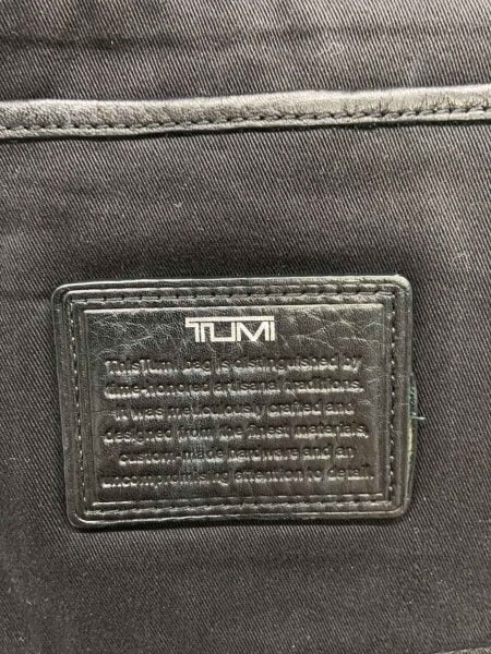 TUMI(トゥミ) / シボ革 メッセンジャーバッグ ショルダーバッグ/レザー