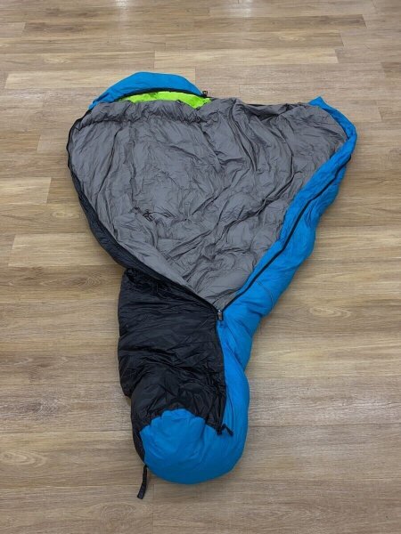 新品未使用) ICE- 1500 シュラフ 1500g その他ブランド(ソノタブランド) / MerMonde/ICE-SNOW 1500/シュラフ