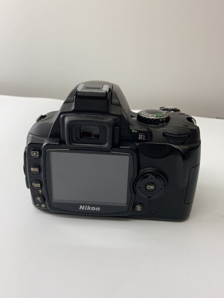 Nikon(ニコン) / デジタル一眼カメラ D40 ボディ// | 中古品の販売