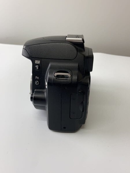 Nikon(ニコン) / デジタル一眼カメラ D40 ボディ// | 中古品の販売