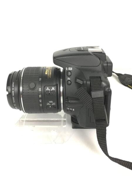 Nikon(ニコン) / デジタル一眼カメラ D5500 ダブルズームキット
