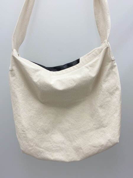 ADAPTART(アダプタート) / NEWSPAPER BAG/ショルダーバッグ/キャンバス 
