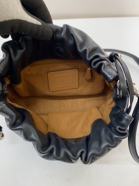 COACH(コーチ) / フェイドローストリング/ショルダーバッグ/--/BLK