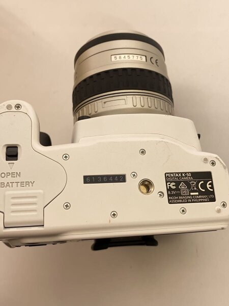 PENTAX K-50 ダブルズームキット ホワイト PENTAX-DAL 1:4-5.6 50
