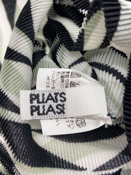 PLEATS PLEASE ISSEY MIYAKE(プリーツプリーズイッセイミヤケ