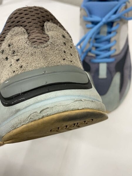 adidas(アディダス) / オリジナルス/YEEZY BOOST 700/イージーブースト 