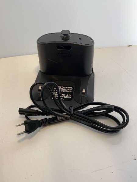 iRobot(［カデン］アイロボット) / 掃除機 ルンバ643 R643060// | 中古
