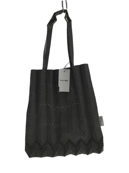 me ISSEY MIYAKE(ミーイッセイミヤケ) / トランクプリーツバッグ