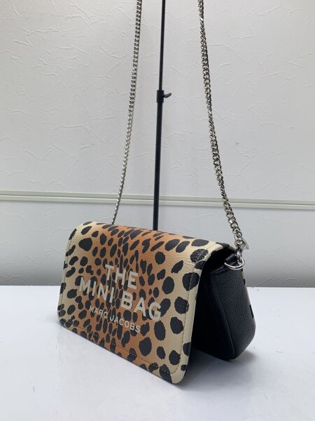 MARC JACOBS(マークジェイコブス) / ショルダーバッグ/レザー/マルチ 