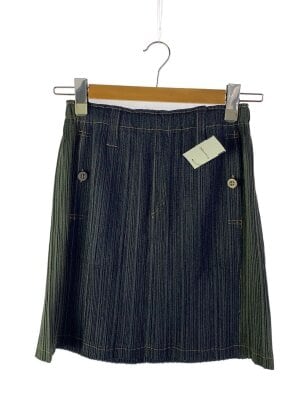 PLEATS PLEASE ISSEY MIYAKEのスカート検索結果|古着・中古品の通販