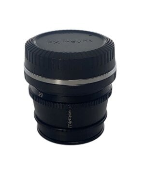 Canon EF-S 18-135mm f/3.5-5.6 IS レンズ カメラの#カメラ周辺機器 マニュアルフォーカスに該当する検索結果
