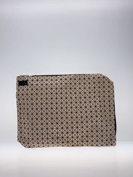 【美品】ISSEY MIYAKE BAOBAO クラッチバッグ ゴールド BAO BAO ISSEY MIYAKE(バオバオイッセイミヤケ) / 内側汚れ有/金具すれ