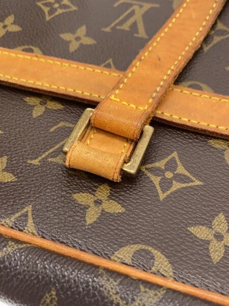 LOUIS VUITTON(ルイヴィトン) / ポルト・ドキュマン・ペガス_ 
