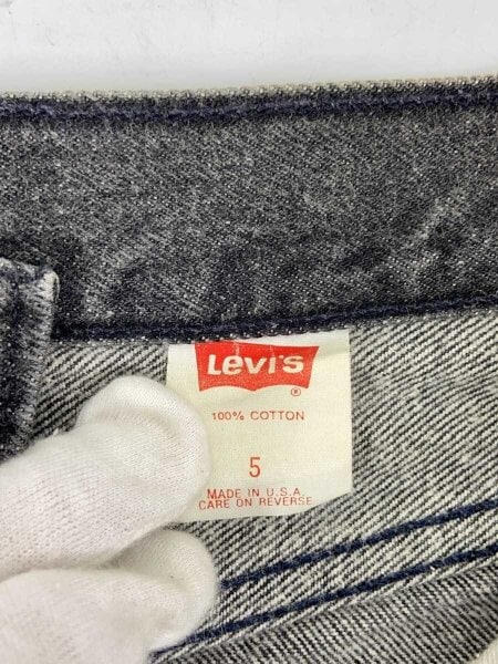 Levi