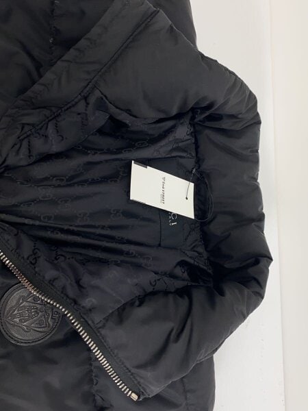 し*ん様 GUCCI グッチ　ヒステリアロゴ ダウンジャケット　52 GUCCI(グッチ) / ダウンジャケット/ヒステリアロゴ/裏側GGロゴ/44