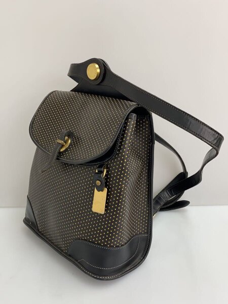 Dooney & Bourke(ドゥーニーアンドバーク) / リュック/レザー/BLK 