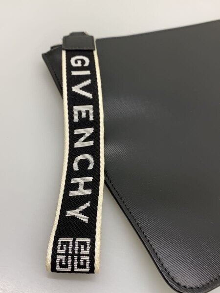 givenchyクラッチ値下げしました！ GIVENCHY(ジバンシィ) / クラッチバッグ/レザー/BLK/無地 | 中古品の
