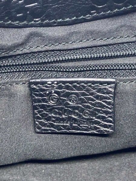 GUCCI(グッチ) / ショルダーバッグ/レザー/BLK/総柄/257265 FWTIG 1000
