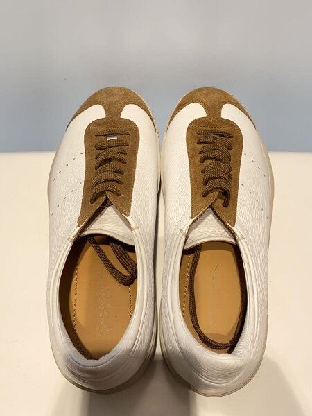 ジョルジオアルマーニ ホワイトレザー ローカットスニーカー GIORGIO ARMANI(ジョルジオアルマーニ) / ローカットスニーカー