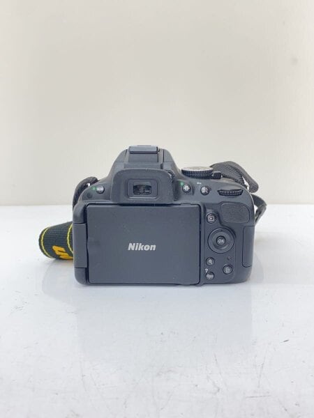 Nikon(ニコン) / デジタル一眼カメラ D5100 18-55 VR レンズキット 