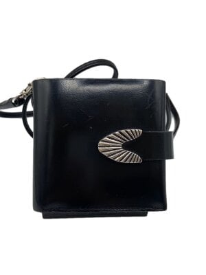 TOGA PULLAトーガ ショルダーウォレット 二つ折り財布 ストラップ付き