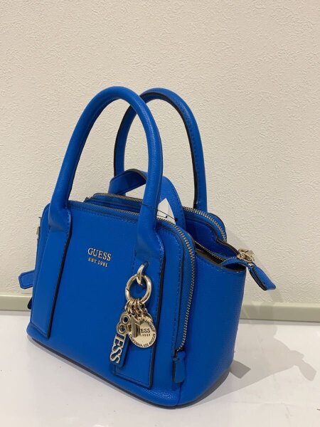 GUESS(ゲス) / ショルダーバッグ/--/BLU// | 中古品の販売・通販なら 