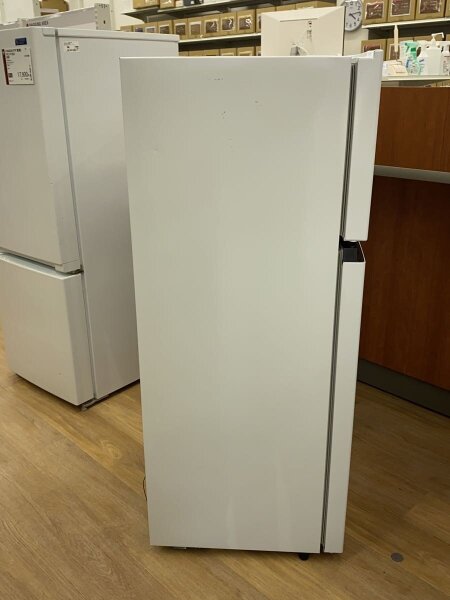 Hisense(ハイセンス) / 冷蔵庫 HR-B12E2W | 中古品の販売・通販なら 