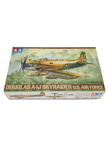 TAMIYA(タミヤ) / プラモデル/1:48 DOUGLAS A-1J スカイレイダー/61073
