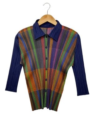 PLEATS PLEASE ISSEY MIYAKE（プリーツプリーズイッセイミヤケ）の古着