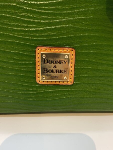 Dooney & Bourke(ドゥーニーアンドバーク) / ショルダーバッグ/レザー 