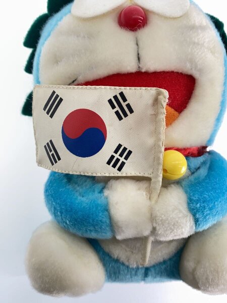 ぬいぐるみ ドラえもん ワールドフラッグ 韓国 平成レトロ | 中古トイ