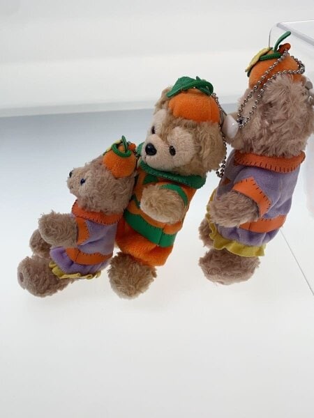 レア　ダッフィーぬいぐるみバッジ　ストラップ　ハロウィン ダッフィー 2015年 ハロウィン ストラップ ぬいぐるみバッジ Amazon