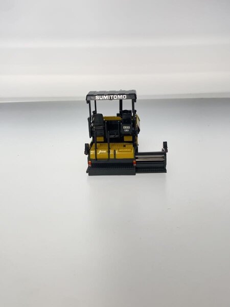 1/50] 住友建機 J-paver アスファルトフィニッシャー HA60W | 中古トイ 