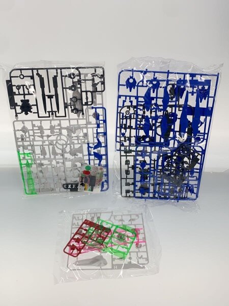 HG] 1:144 ガンダムアメイジングエクシア [5060372] | 中古トイ