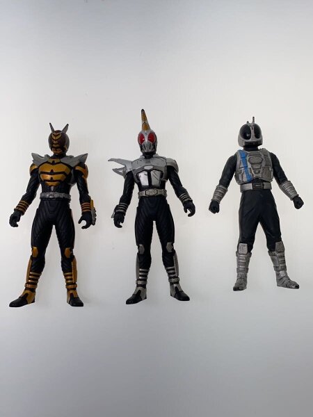 ソフビ 仮面ライダーカブト 25体まとめ売り | 中古トイ・ホビーの買取