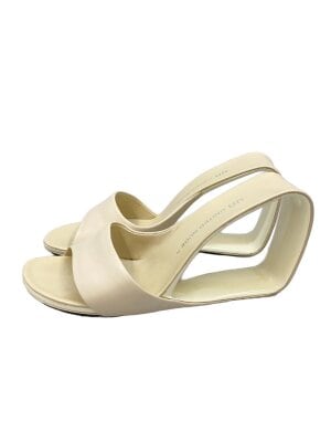 UNITED NUDE（ユナイテッドヌード）の中古品の通販サイト セカンド