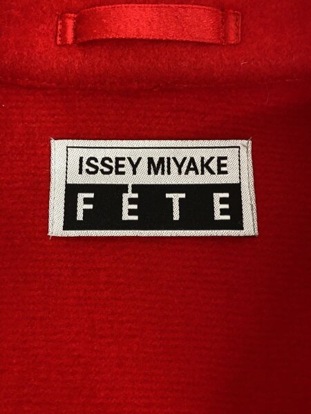 レディース ISSEY MIYAKE FÊTE テーラードジャケット ホワイト