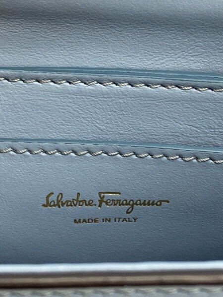 Salvatore Ferragamo(サルヴァトーレフェラガモ) / ボディショルダー