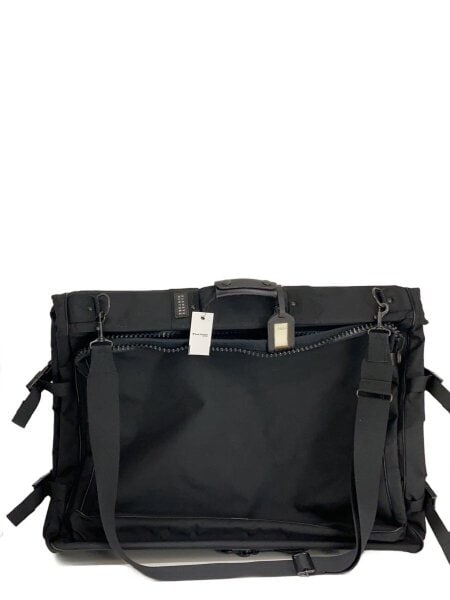『バーニーズ　ニューヨーク』ガーメントパック！ NEW ARRIVALS: BARNEYS NEW YORK PACK & GO COLLECTION | BARNEYS NEW