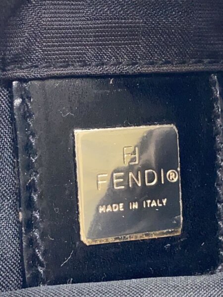 FENDI / ショルダーバッグ/--/BLK/モノグラム/16071 FENDI(フェンディ) / ショルダーバッグ/--/BLK/モノグラム/16071