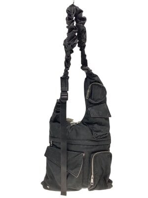 AMERI(アメリヴィンテージ) / NEW LOGO KNAPSACK/バッグ/--/BLK/無地 