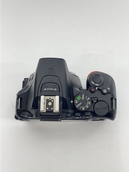 Nikon(ニコン) / デジタル一眼カメラ D5500 ダブルズームキット
