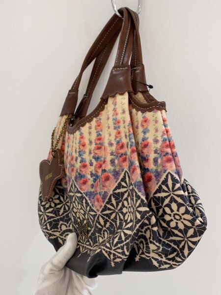 美品 ANNA SUI アナスイ ハンドバッグ トートバッグ 花柄 レザー ANNA SUI(アナスイ) / トートバッグ/レザー/花柄 | 中古品の販売・通販